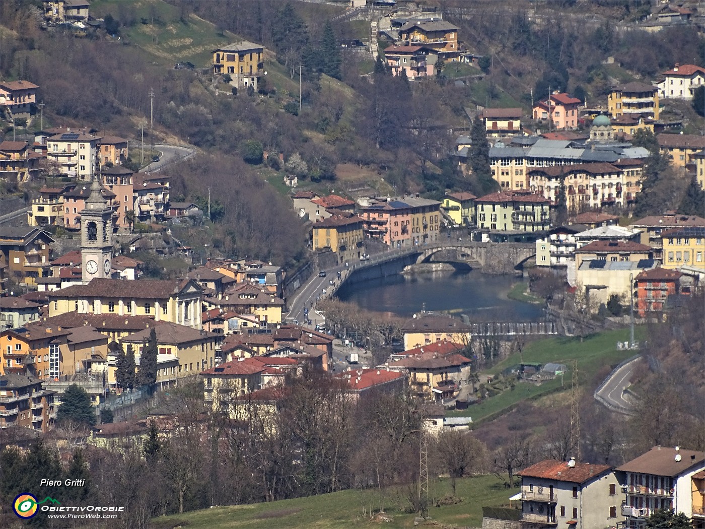 58 Zoom su San Pellegrino Terme.JPG